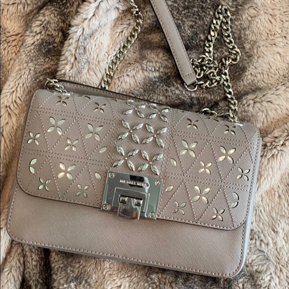 Micheal Kors small silver bag